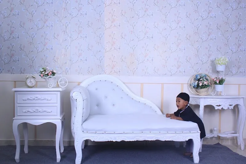 Cilacap dalam Setiap Lensa: SONNY Foto Studio Menangkap Cerita Anda